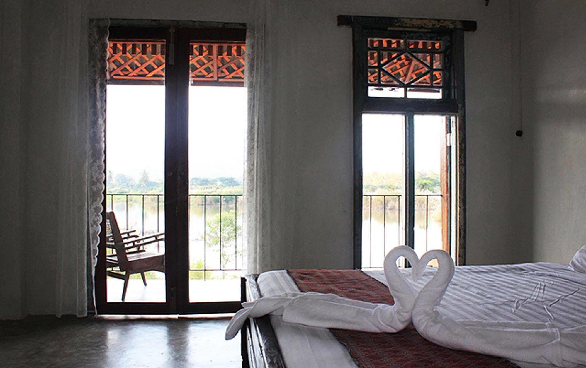 Phu-Anna Eco House Hotel Hot Ngoại thất bức ảnh